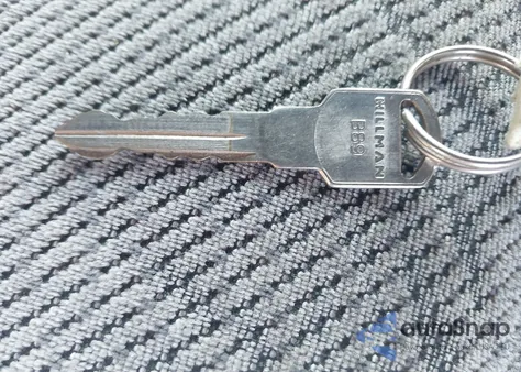 2000 GMC Sierra 2500 Classic Sl z USA, uszkodzony, nr VIN 1GTGK23J7YF445577